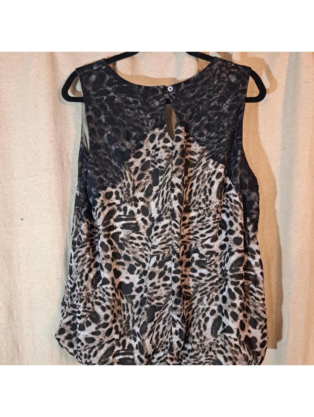 Maurices Size 2 Sleeveless Lace and Animal Print Blouse